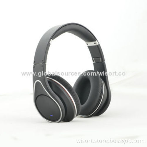 DJ Bluetooth headphone for iPhone, iPad, MP3 players, mobile phones, laptops & more